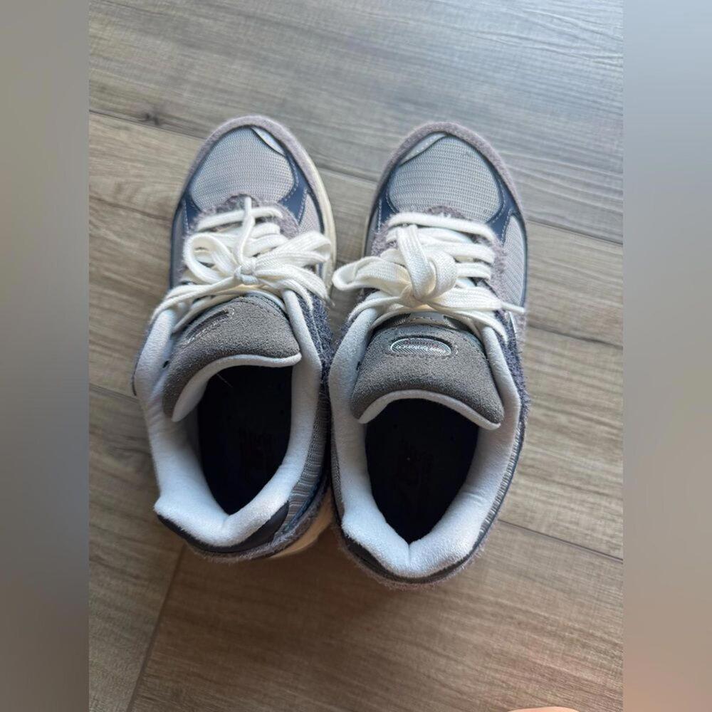 New Balance 2002R  Navy/Grey